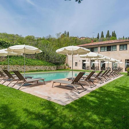 Отель Relais Le Coste Lavagno Экстерьер фото
